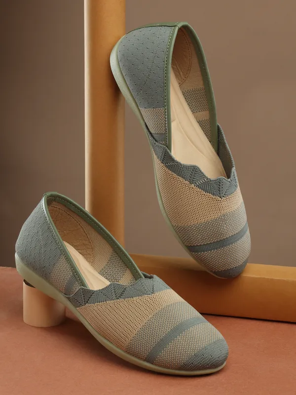 Stylish_Knitted_Flats_for_Women_ï¿½_Lightweight,_Flexible_and_Comfortable_Everyday_Footwear