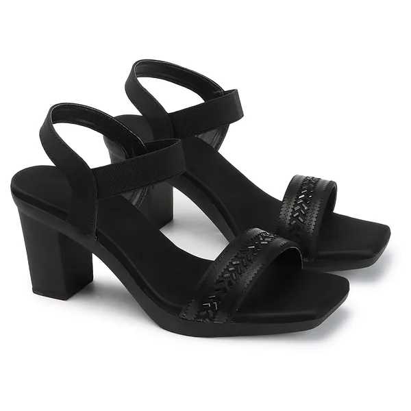Elegant_Block_Heel_Sandals_for_Women_with_Comfortable_Fit_and_Stylish_Design