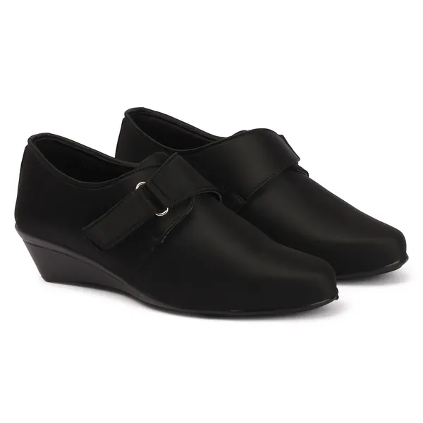 Womenï¿½s_Classic_Buckle_Slip-On
