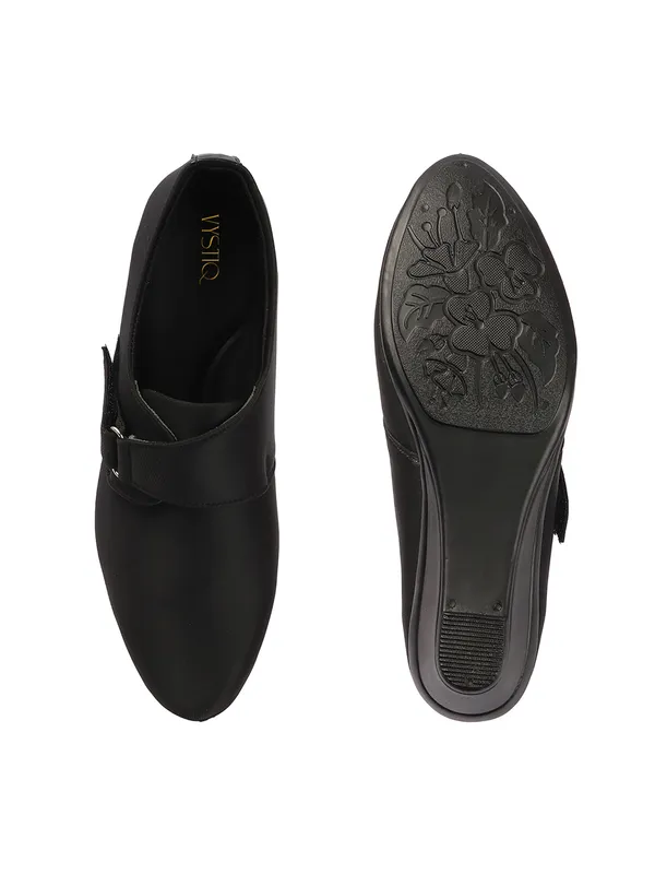 Womenï¿½s_Classic_Buckle_Slip-On