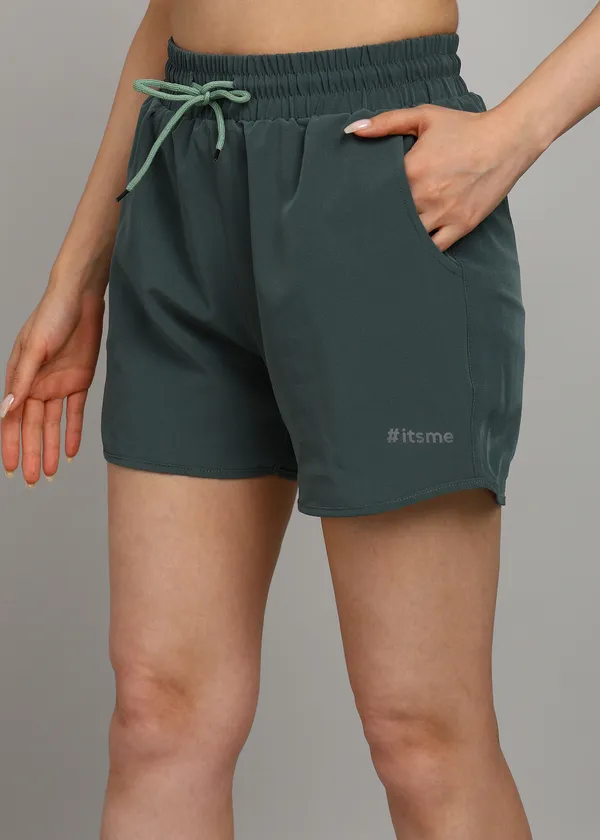 English_Green_Solid_Shorts_For_Women