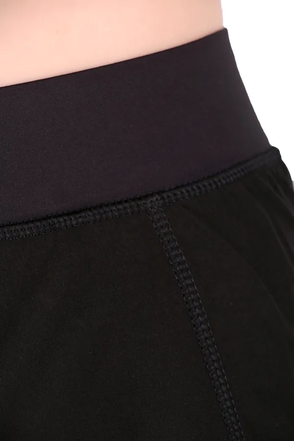 Black_Polyester_&_Ns_Lycra_2_In_1_Compression_Shorts_For_Women