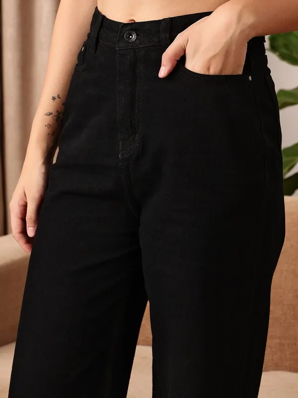 Black_High_Rise_Denim_Blend_Jeans_For_Women