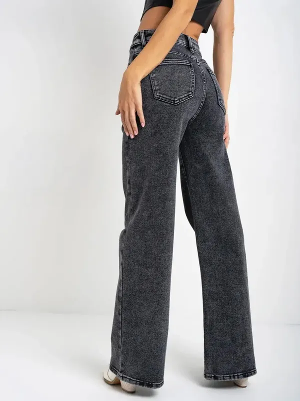 Black_High_Rise_Denim_Blend_Jeans_For_Women