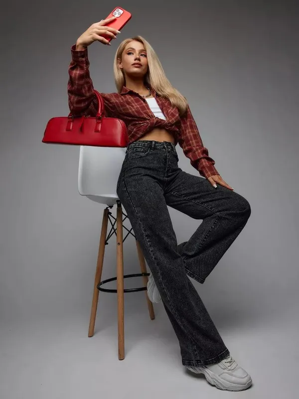 Black_High_Rise_Denim_Blend_Jeans_For_Women