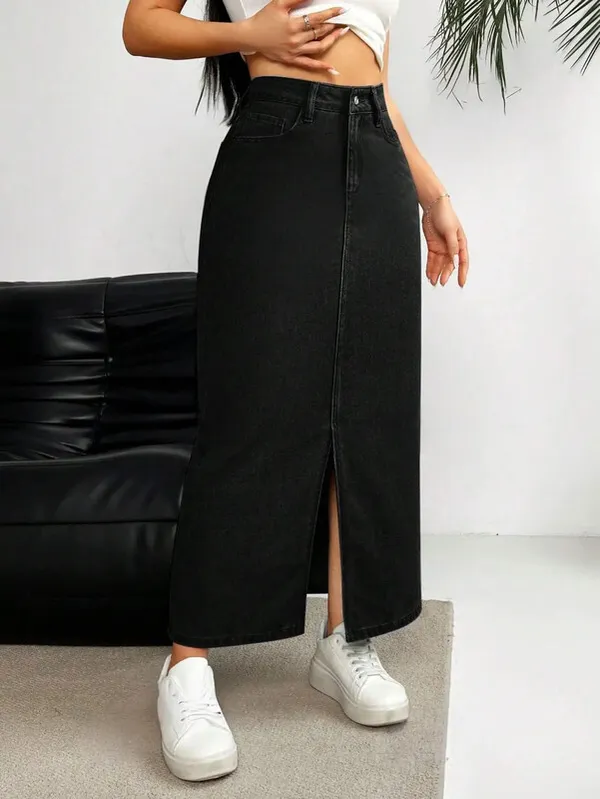 Black_Denim_Regular_Solid_Skirt_For_Women