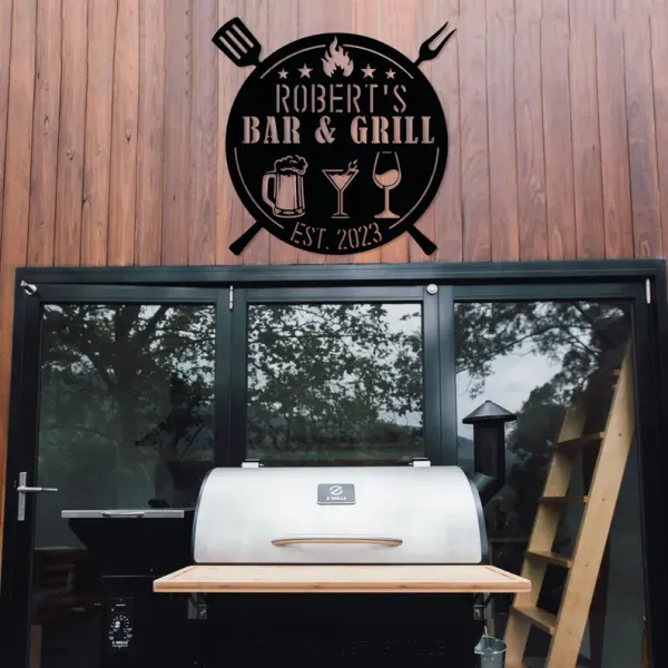 Custom_Bar_&_Grill_Metal_Sign_(Round)