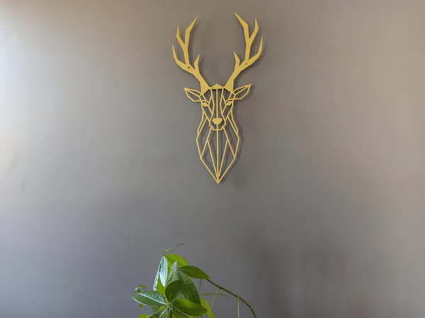 Geometric_Deer_Head_Wall_Art_-_Black_Metal_Wall_Sculpture,_Modern_Geometric_Animal_Decor_for_Living_Room_&_Office