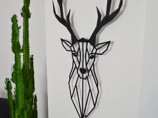 Geometric_Deer_Head_Wall_Art_-_Black_Metal_Wall_Sculpture,_Modern_Geometric_Animal_Decor_for_Living_Room_&_Office