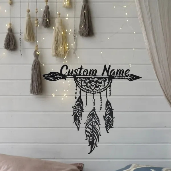 Iglesias_Name_Wall_Art_with_Dreamcatcher