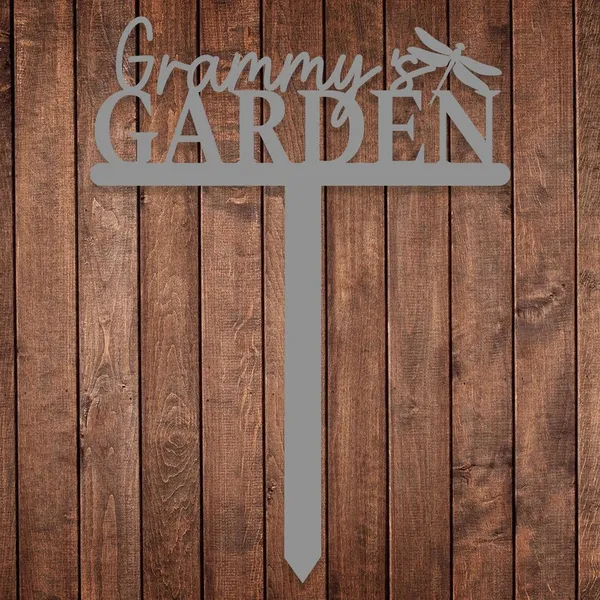 Personalized_Garden_Sign_with_Dragonfly