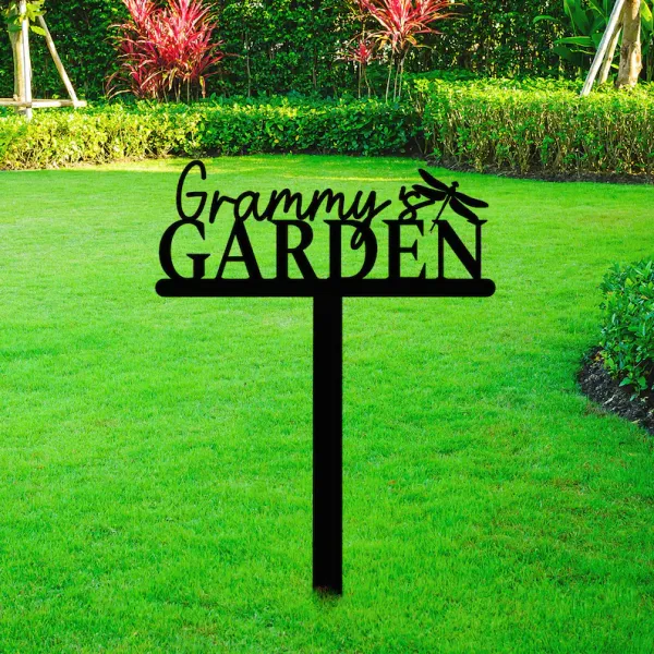 Personalized_Garden_Sign_with_Dragonfly