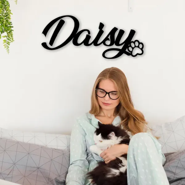 Personalized_Pet_Name_Wall_Art_-_"Daisy"_with_Paw_Print,_Custom_Name_Sign_for_Home_Decor_by_Decor&Dreams
