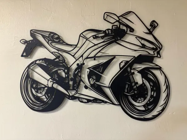 Premium_Motorcycle_Wall_Art_by_Decor&dreams_|_Luxurious_Metal_Décor_for_Modern_Spaces