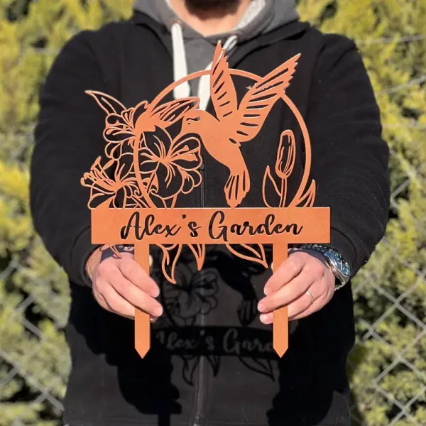 Personalized_Custom_Hummingbird_Garden_Sign