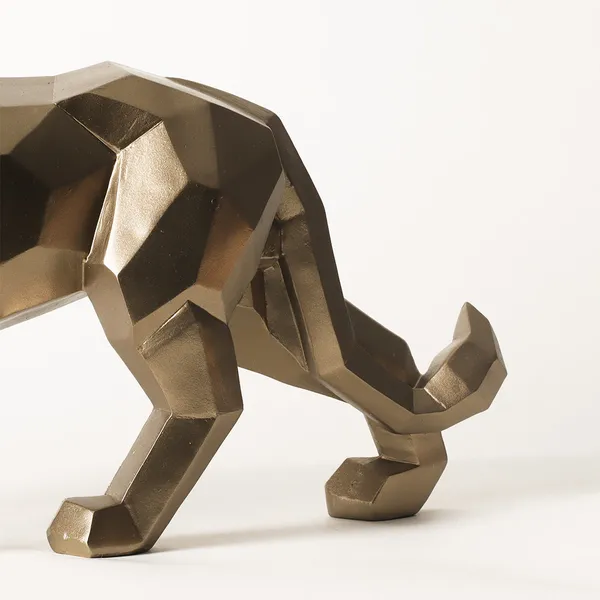 Sentinal_Lion_Sculpture