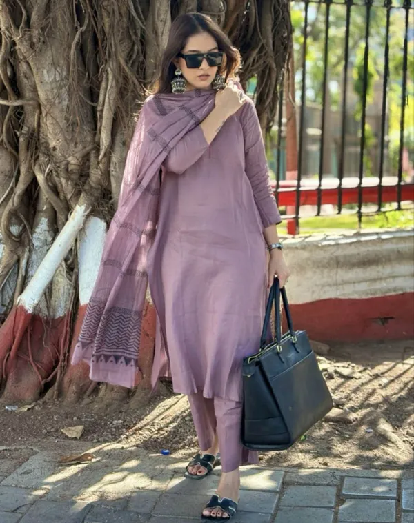 Mauve_Color_Grace_Cotton_Kurti_Set_For_Women