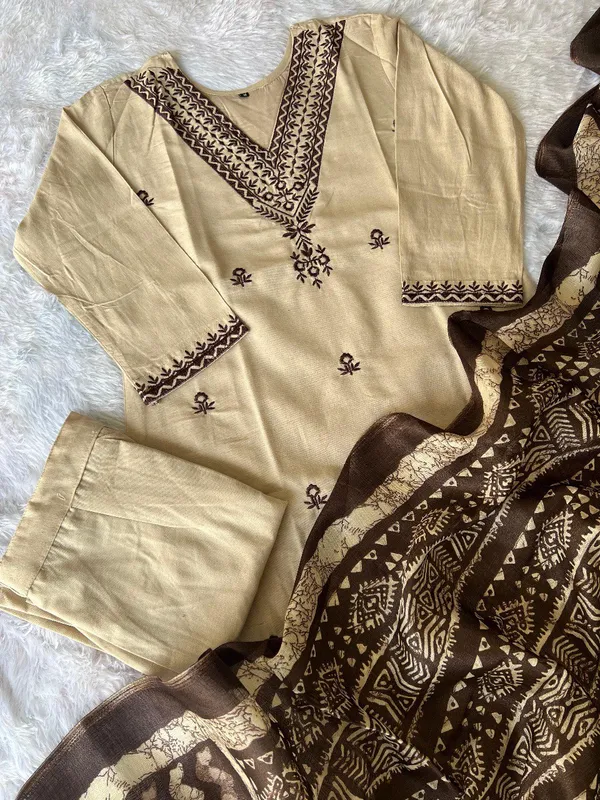 Classic_Beige_Khadi_Cotton_Kurta_Set_With_Printed_Khadi_Silk_Dupatta_For_Women