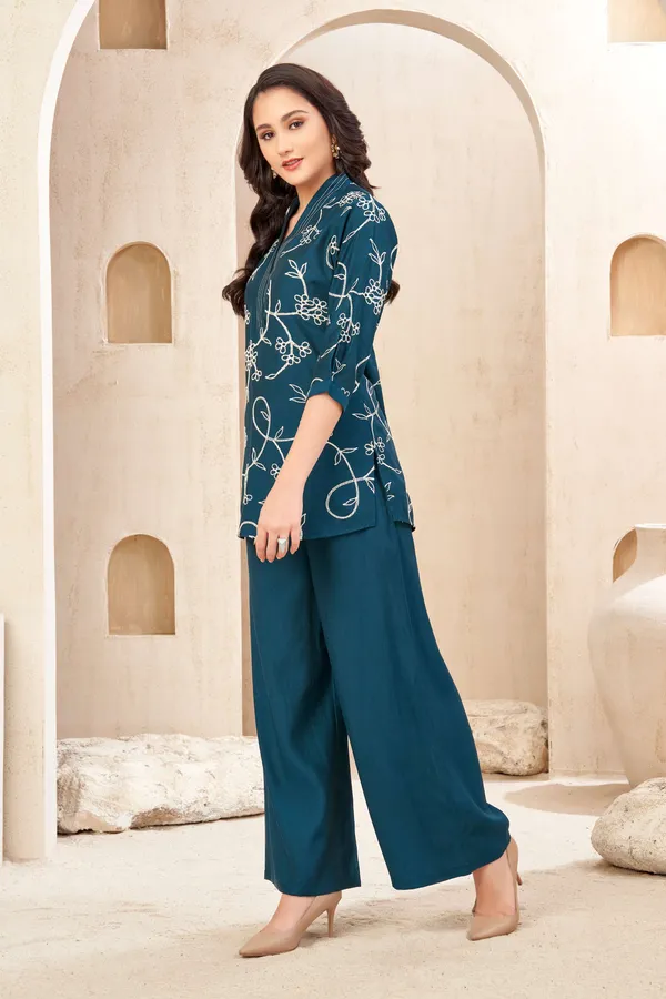 Stylish_V-Neck_Kurta_Set_with_Dori_Embroidery