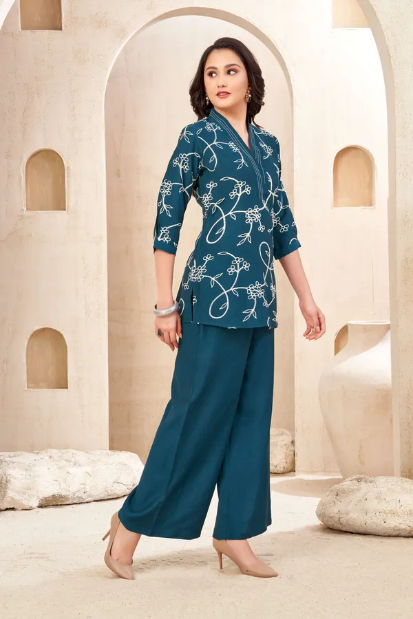 Stylish_V-Neck_Kurta_Set_with_Dori_Embroidery