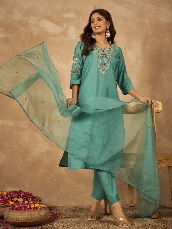 Teal_Chanderi_Embroidered_Kurta_Set_with_Organza_Dupatta