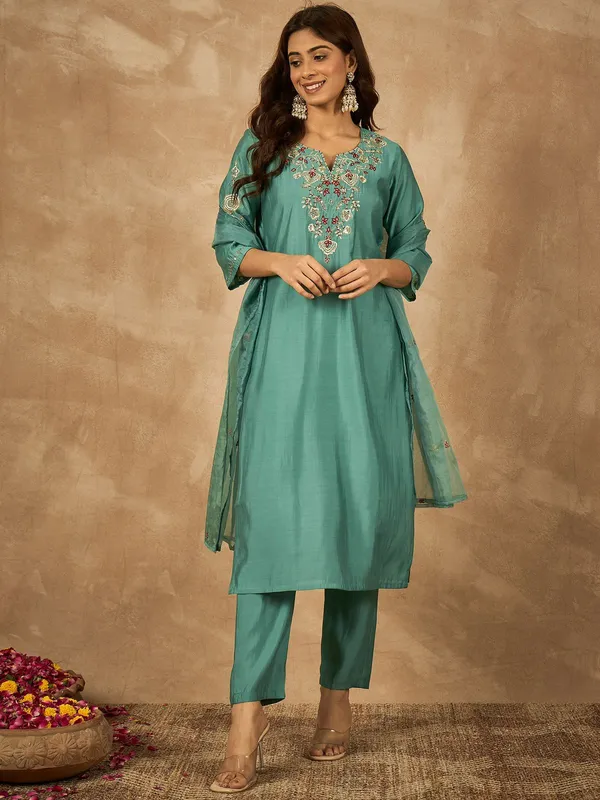 Teal_Chanderi_Embroidered_Kurta_Set_with_Organza_Dupatta