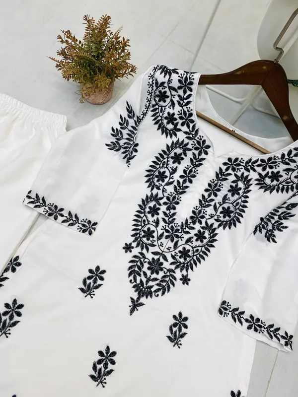 White_&_Black_Designer_Maslin_Embroidered_Kurta_Plazzo_Set