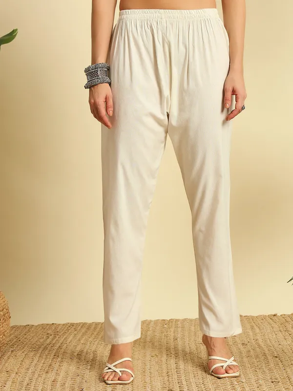 Ivory_Khadi_Cotton_Kurta_Set_With_Ethnic_Printed_Khadi_Dupatta_For_Women