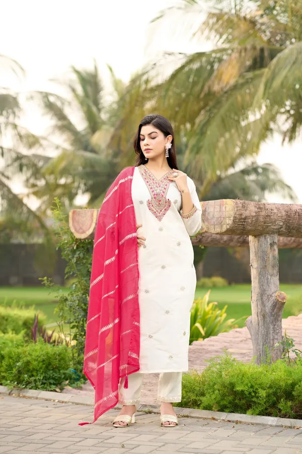 Ivory_Roman_Silk_Mirror_Work_Kurti_Set_With_Cotton_Silk_Dupatta_For_Women