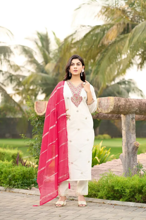 Ivory_Roman_Silk_Mirror_Work_Kurti_Set_With_Cotton_Silk_Dupatta_For_Women