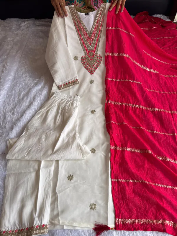 Ivory_Roman_Silk_Mirror_Work_Kurti_Set_With_Cotton_Silk_Dupatta_For_Women