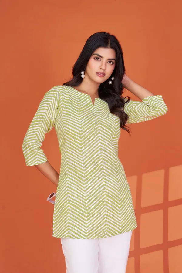 Women's_Light_Green_Chevron_Print_Cotton_Blend_Tunic