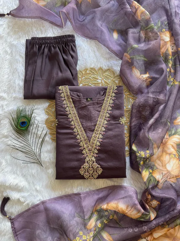 Ice_Wine_Embroidered_Kurta_Set_With_Floral_Chanderi_Dupatta_For_Women