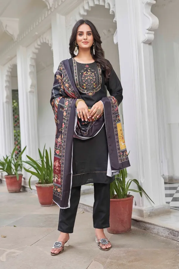 Black_Ethnic_Motifs_Yoke_Designed