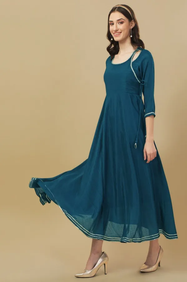 woman_rama_flared_and_fit_long__kurti