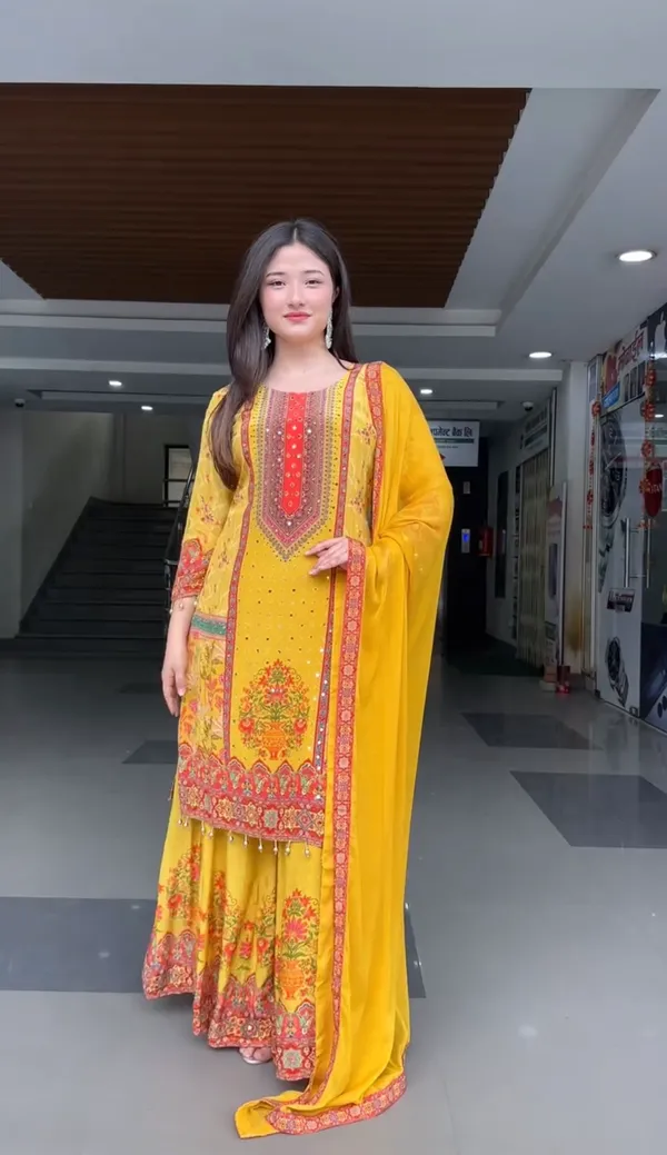 Yellow_Silk_Mirror_Work_Suit_Set_For_Women