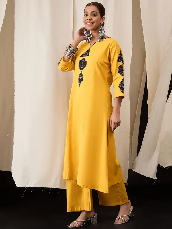 Mustard_Yellow_Cotton_Patchwork_Kurta_Set_with_Palazzo