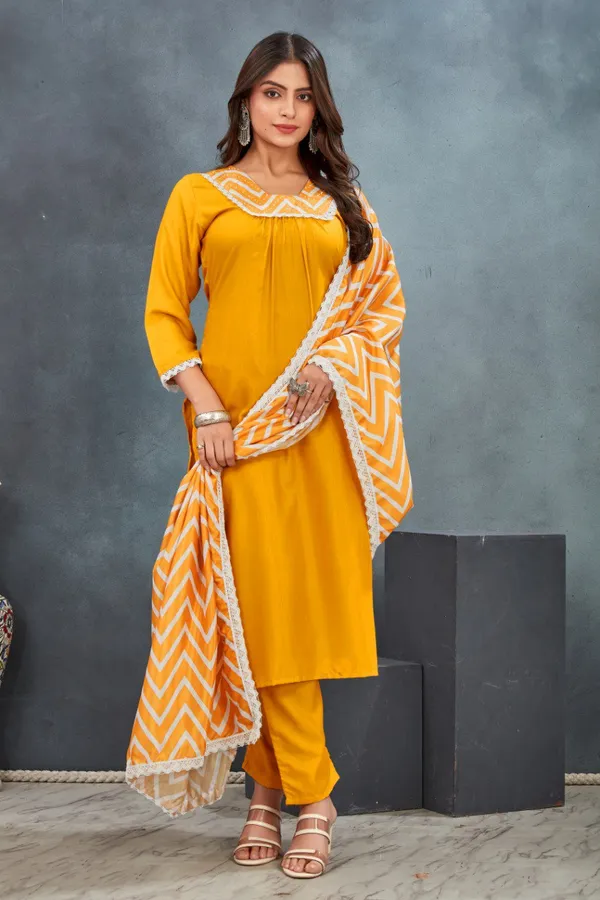 Ethnic_Motifs_Yoke_Designed_Straight__Kurta-pant_&_Dupatta