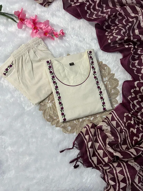 Off-White_Khadi_Cotton_Kurta_Set_With_Maroon_Printed_Dupatta_For_Women