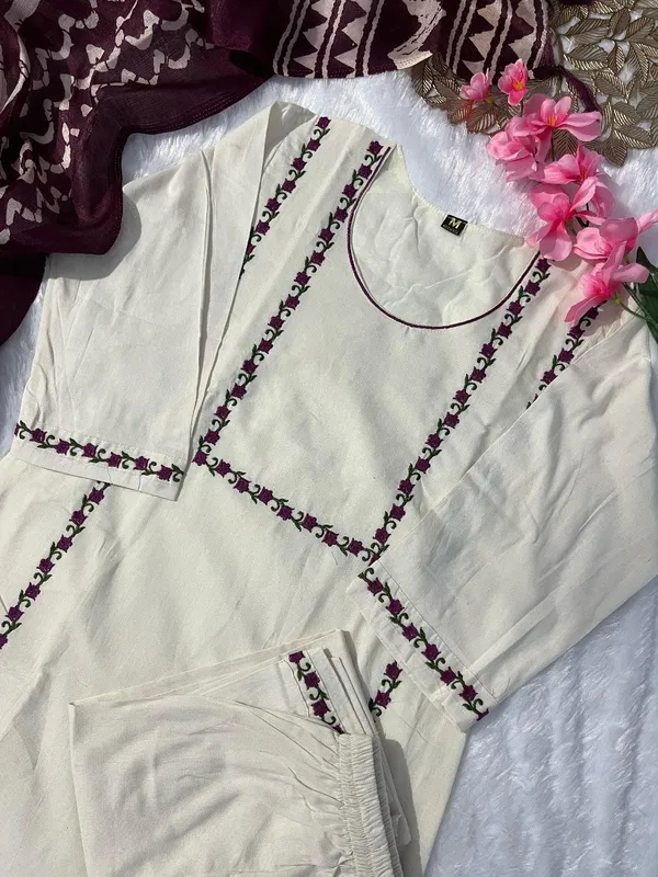 Off-White_Khadi_Cotton_Kurta_Set_With_Maroon_Printed_Dupatta_For_Women