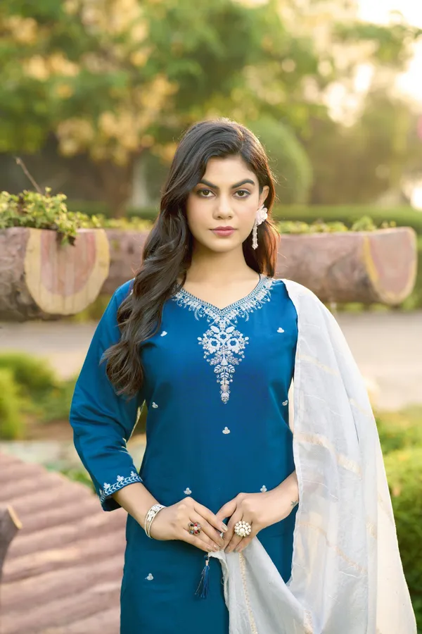 Teal_Blue_Roman_Silk_Embroidered_Kurti_Set_With_Cotton_Silk_Dupatta_For_Women