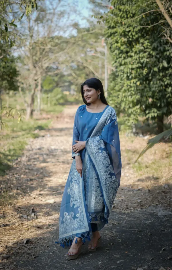Royal_Indigo_Blue_Floral_Elegance_Unstitched_Salwar_Suit_Set_(Unstitched_)