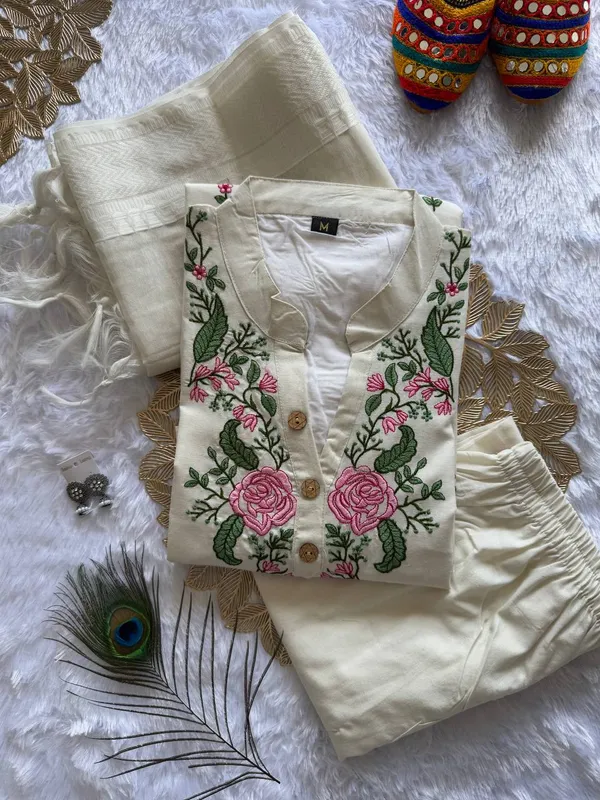 Elegant_White_Khadi_Cotton_Embroidered_Kurti_Set_With_Dupatta_For_Women