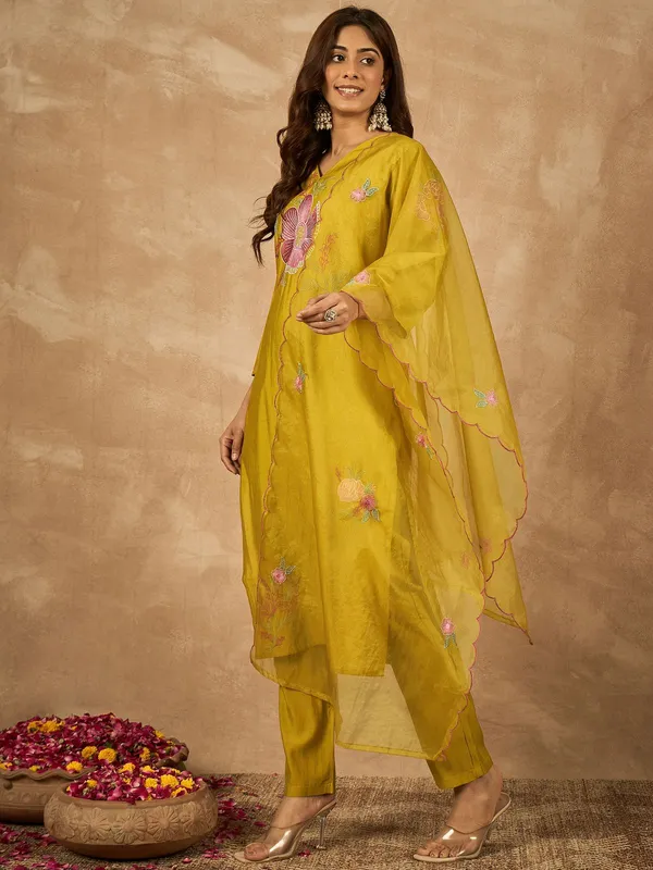 Yellow_Chanderi_Kurta_Set