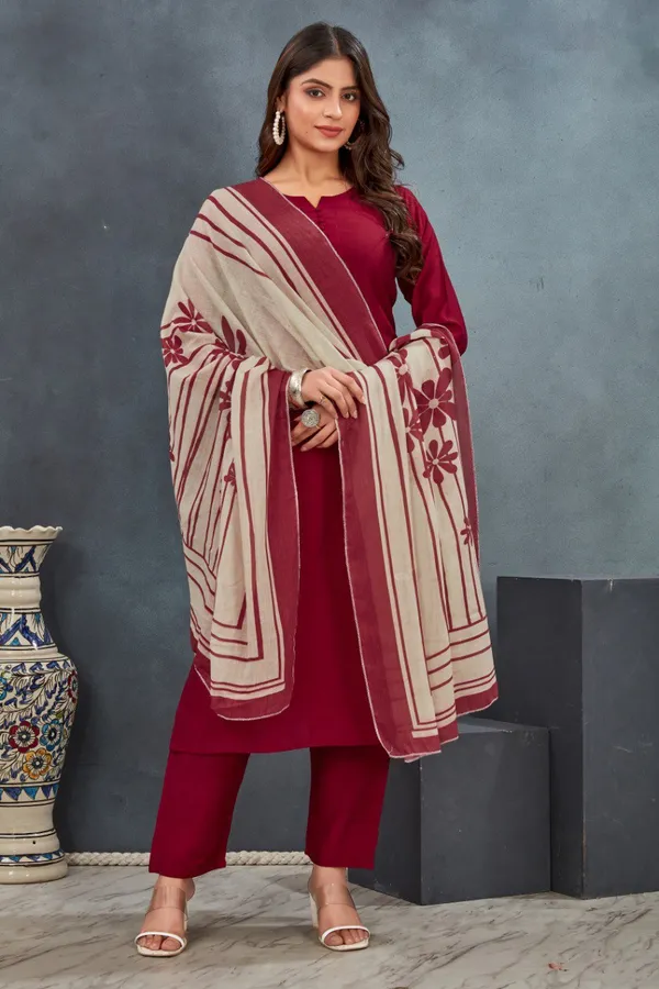 Maroon_Plain_Kurta_Pant_with_Dupatta_suit