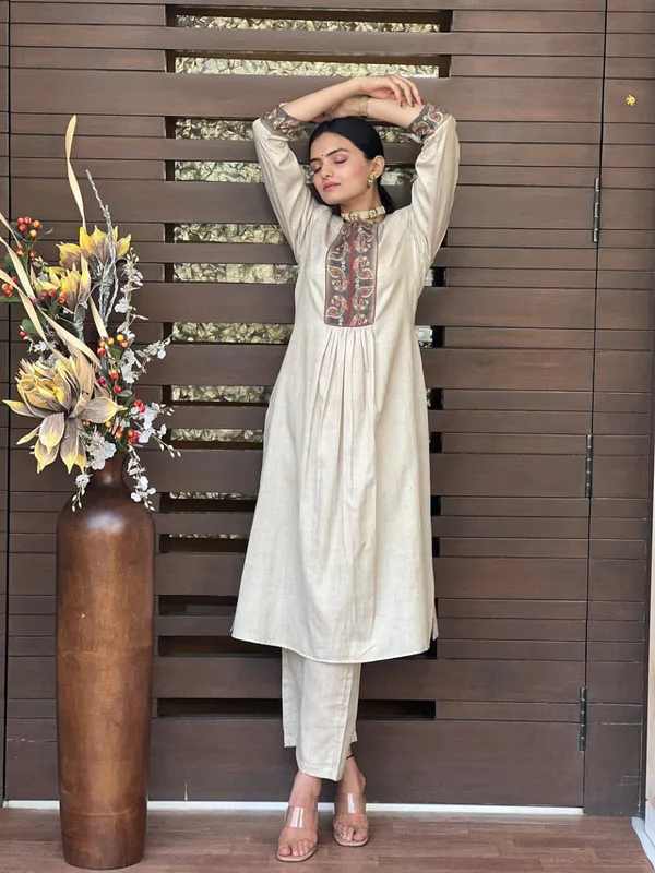 White_Roman_silk_with_Pant_and_Dupatta