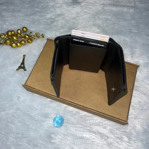 Valentine_Special_Turbo_RFID_Card_Holder_Men's_Wallet_|_Slim_&_Secure_|_Holds_Multiple_Cards_|_Ideal_for_Gifting_with_Complimentary_Chocolate