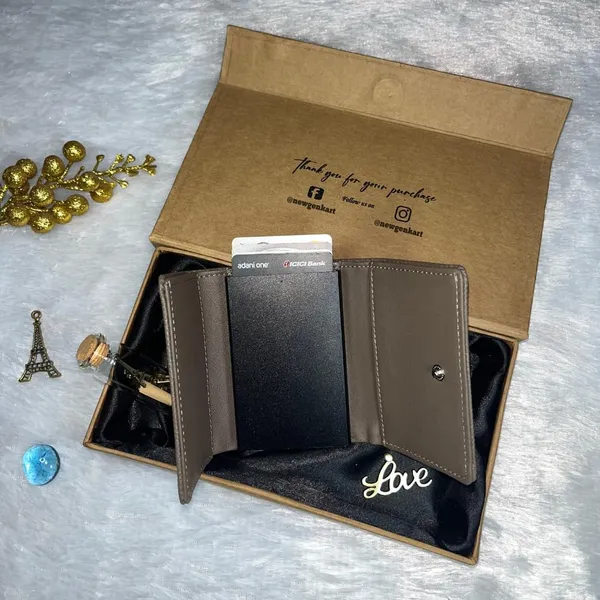 Valentine_Special_Turbo_RFID_Card_Holder_Men's_Wallet_|_Slim_&_Secure_|_Holds_Multiple_Cards_|_Ideal_for_Gifting_with_Complimentary_Chocolate