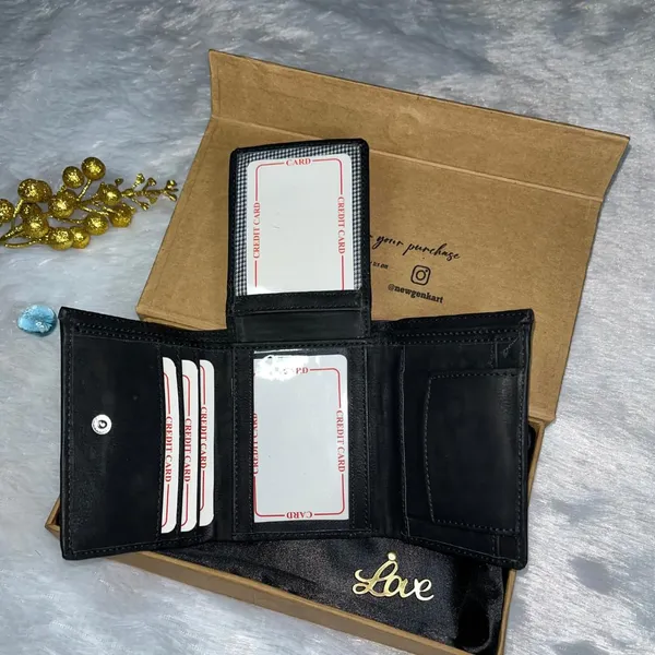 Valentine_Special_Unisex_Classic_Trifold_Wallet_|_Durable_Material_|_Holds_Cards,_Cash_&_IDs_Securely_|_Slim_&_Easy_Pocket_Fit_|_Ideal_for_Gifting_with_Complimentary_Chocolate