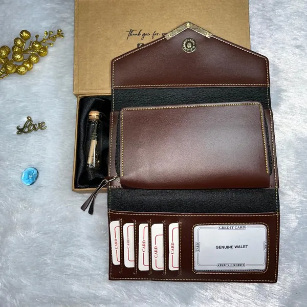 Valentine_Special_Womens_3-Fold_Clutch_Wallet_|_Faux_Leather_Slim_&_Elegant_|_Ideal_for_Gifting_with_Complimentary_Chocolate